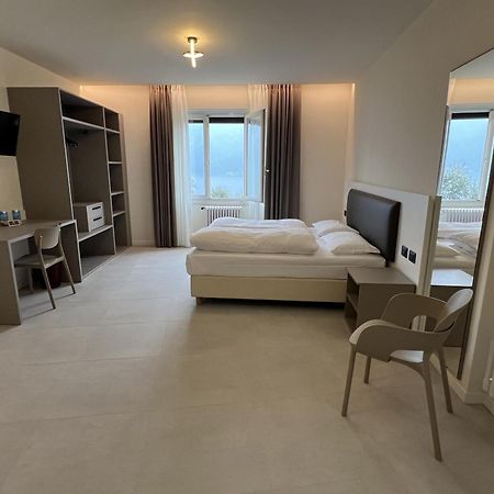Hotel Villa Margherita ลีโมเนซุลการ์ดา ภายนอก รูปภาพ